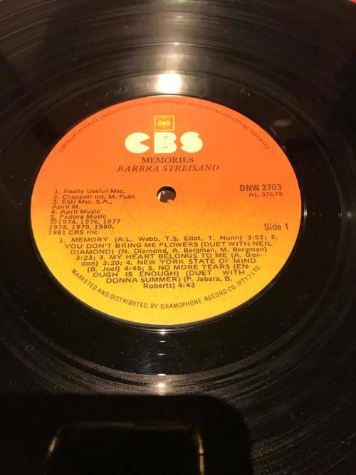 BARBRA STREISAND ~ MEMORIES (LP) SA Press 1981 EX+