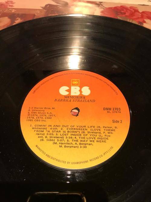 BARBRA STREISAND ~ MEMORIES (LP) SA Press 1981 EX+