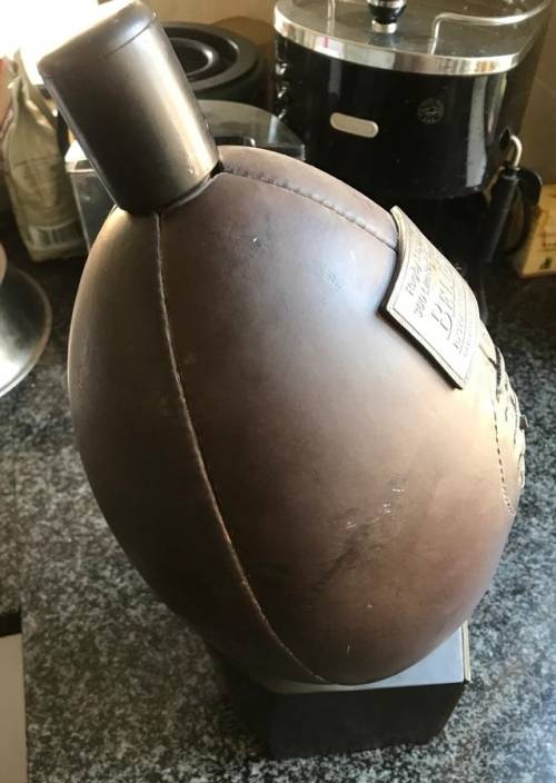 RUGBY MEMORABILIA ITEM - RUGBY BALL LEGENDS BELLS WHISKY DECANTER RAY MORDT LIMITED EDITION OF 300