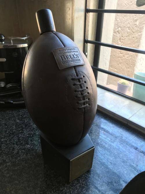 RUGBY MEMORABILIA ITEM - RUGBY BALL LEGENDS BELLS WHISKY DECANTER RAY MORDT LIMITED EDITION OF 300
