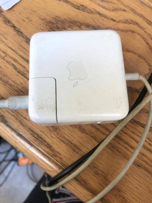 MACBOOK AIR 11` 1,7GHZ (2013) FOR PARTS OR REPAIR