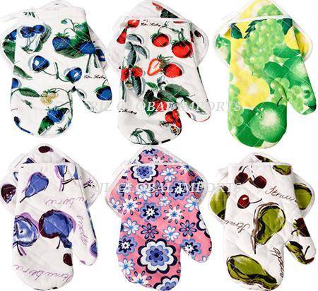OVEN GLOVE & POT HOLDER SET