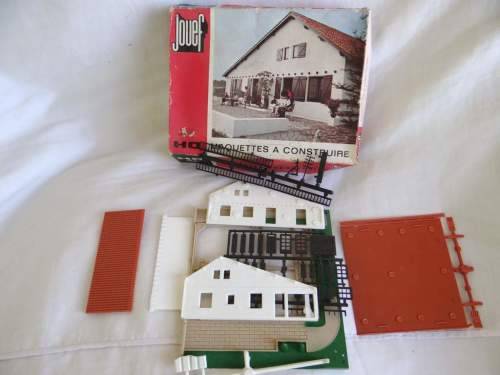 Jouef and Pola Model Kits