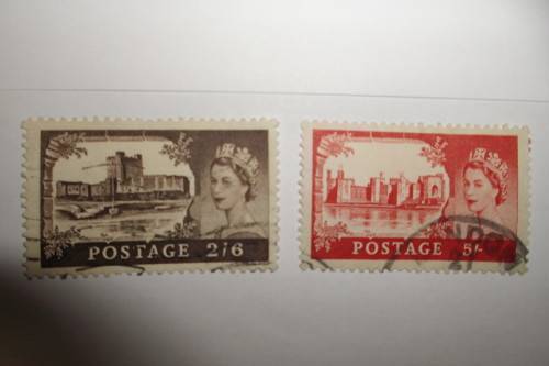Great Britain QE II Castle series. 2/6d and 5/= used/hinged