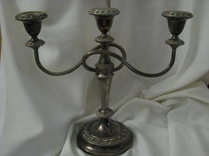 SILVER PLATED CANDELABRA MADE IN ENGLAND : 3 CANDLES