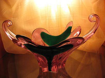 VINTAGE LILIC BOWL/VASE WITH DARK GREEN & WITH ORIGINAL LABEL