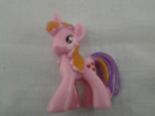 My little pony figurine, perfect to use as cake toppers, 5cm