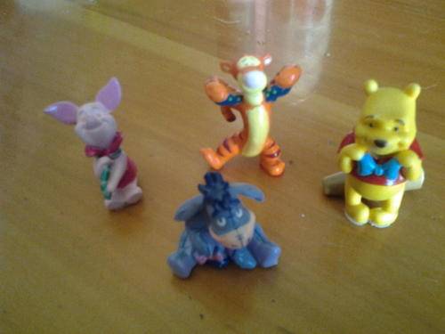 Disney winnie pooh and friends figurine set 4cm, tigger, piglet, eyeore