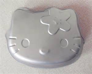 Hello kitty cake pan, 23cmx21cm