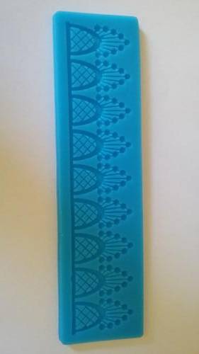 Silicone fondant / sugarpaste lace mould was R65 now R35