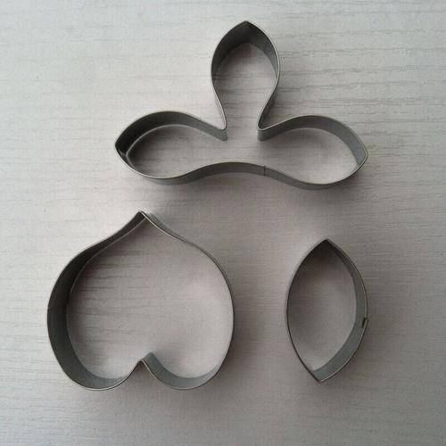 Pygmy Water Lily Metal Fondant cutters