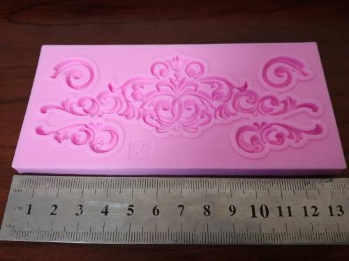 Scrolls Border silicone fondant mould.