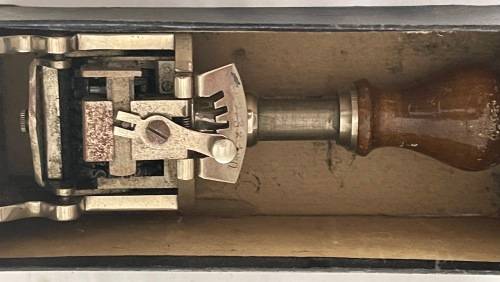 `Spicers Forward` Vintage Number stamp in original Box (Box Damaged)