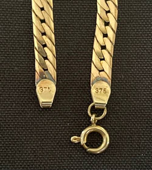 9CT SOLID GOLD (375) NECKLACE - 5MM WIDE and 440MM LONG (14.73 GRAMS)
