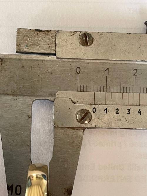 9ct (375) Yellow Gold 6mm Mens Wedding Band/Ring - Size +/-23mm O/D and 21mm I/D and Weighs 3.90g