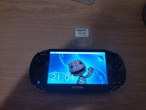 Playstation Vita (3G / Wifi), 8GB Vita memory Card, Charger + SD2Vita Adapter