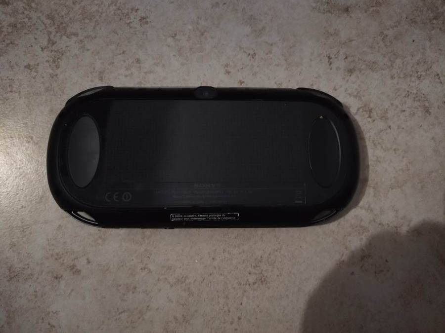 Sony Playstation Vita + SD2Vita with 32GB Sandisk SD card
