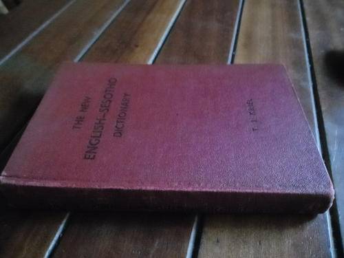 TJ KRIEL - THE NEW ENGLISH-SESOTHO DICTIONARY - 1958 APB HARDBACK