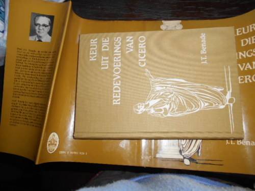 JT BENADE -Keur uit die redevoerings Marcus Tullius Cicero (Manualia composita) (Afrikaans Edition)