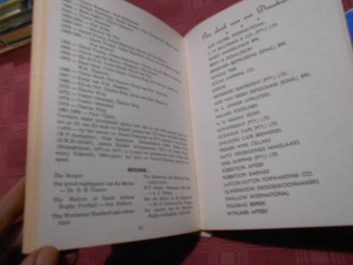 RUGBYKLUB ROBERTSON - 1885 - 1985 SAAMGESTEL DEUR PAUL THERON GEILLUS  HARDEBAND