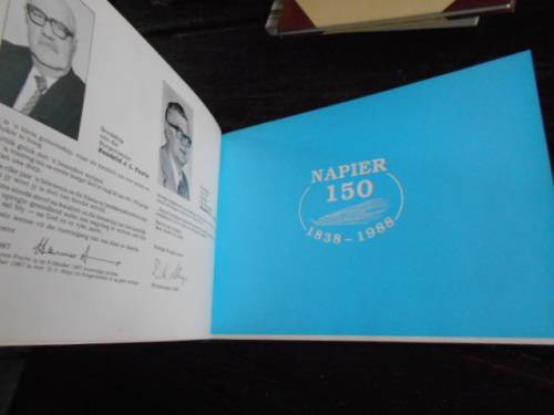 SARAH KLEYNHANS - NAPIER 150 FEES (1838-1988 NO 012) GENOMMERDE  GEDENKBOEK NAKLIP BODEM