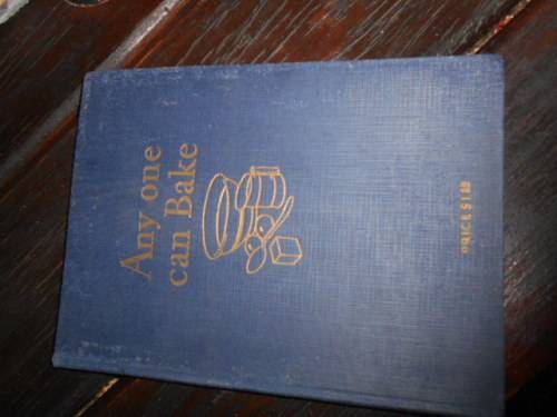 Any One Can Bake Royal Baking Powder Cookbook Antique Recipes Food rare 1929  hardback