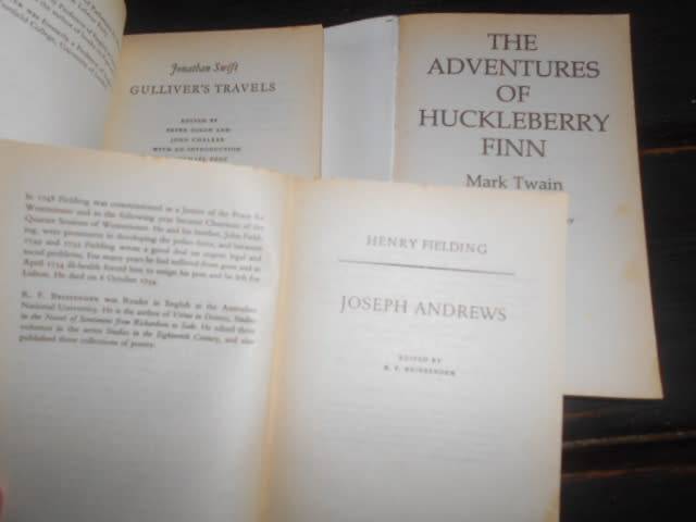 3 Penguin Classics - Gullivers Travels,  Joseph Andrews & Huckleberry Finn
