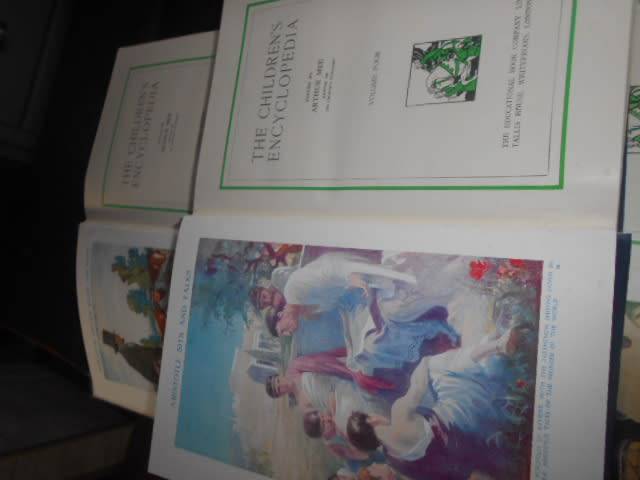 3  book of a 10 set  Arthur Mee illus  (no. 4, 7, 8) Childrens Encyclopaedia Educational book co.