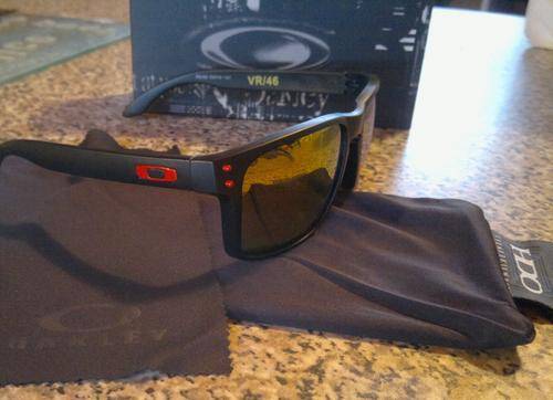 **LATE ENTRY** OAKLEY HOLBROOK SUNGLASSES