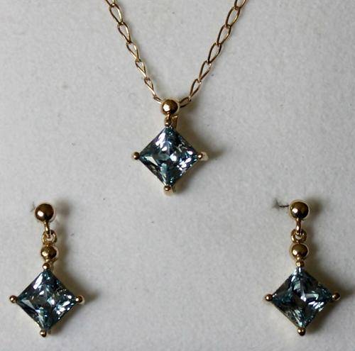 9CT. GOLD PENDAND, CHAIN AND EARING FULL SET.