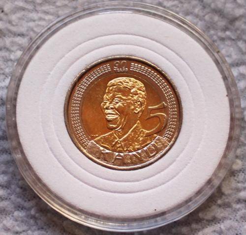 Mandela 2008 Brilliant UNCIRCULATED R5 coins in AIR TIGHT CAPSULES. Bid per coin.