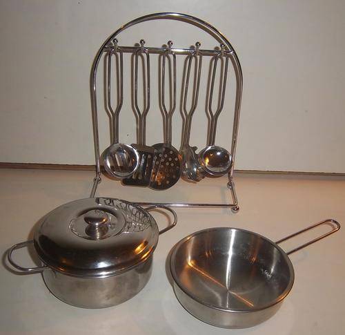 A PRETEND PLAY STAINLESS STEEL KITCHEN SET