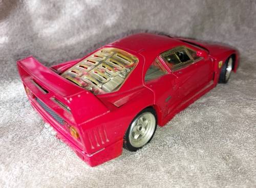 Hotwheels Ferrari F40 Scale 1/18