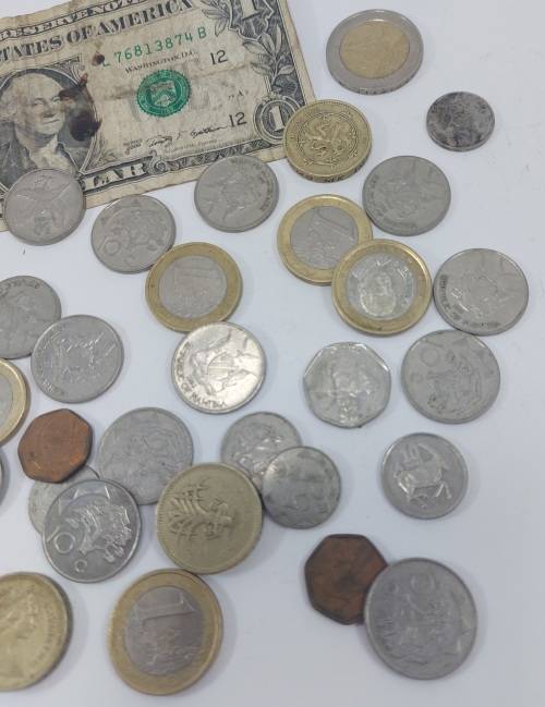 Mixed International Coins Lot