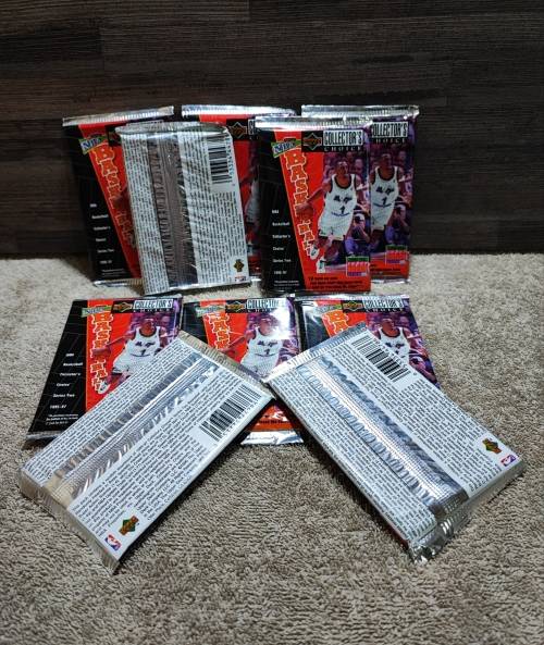 96/97 Upper Deck NBA Basketball Collectible Cards(Factory Sealed)