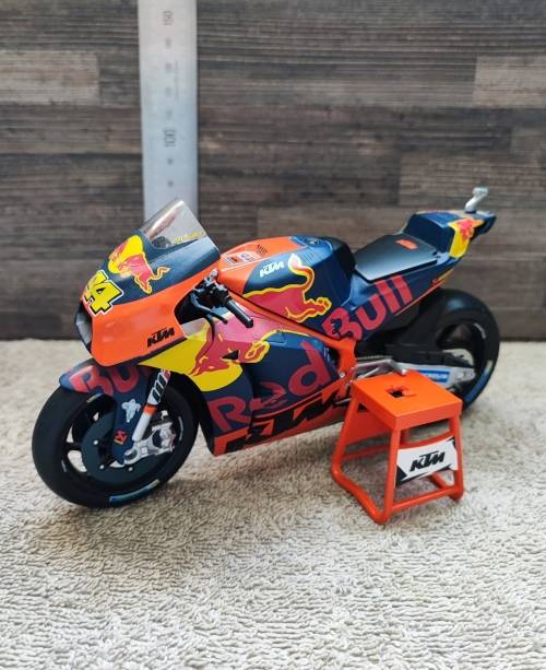 2014 KTM Motorcycle Set(RC16 & Super Duke)