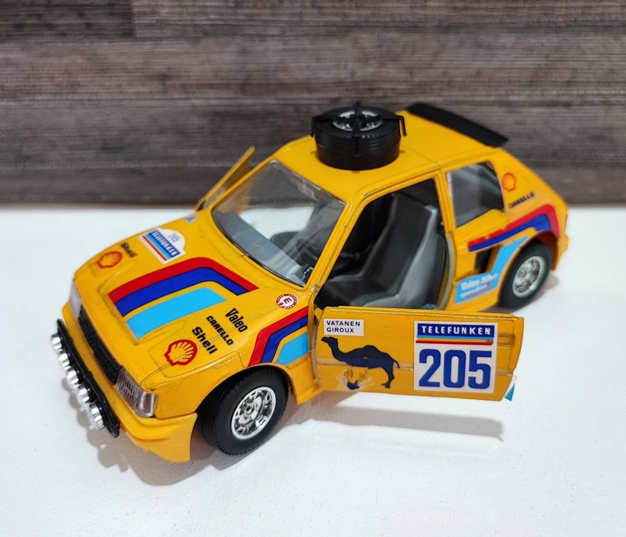 Vintage Bburago Renault Peugeot 205 Turbo Die Cast Model