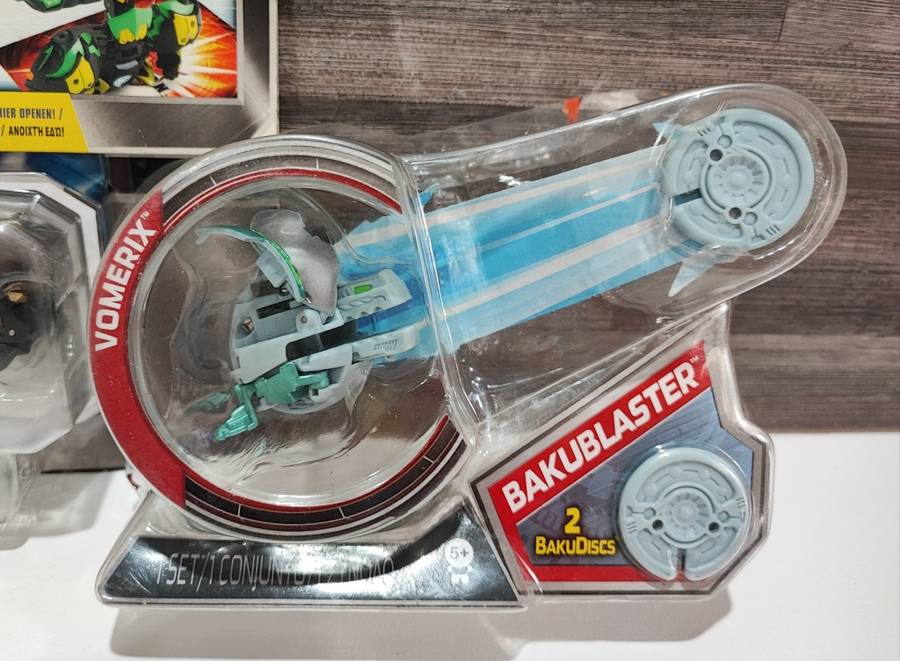 Bakugan Combo - Vicer and Vomerix