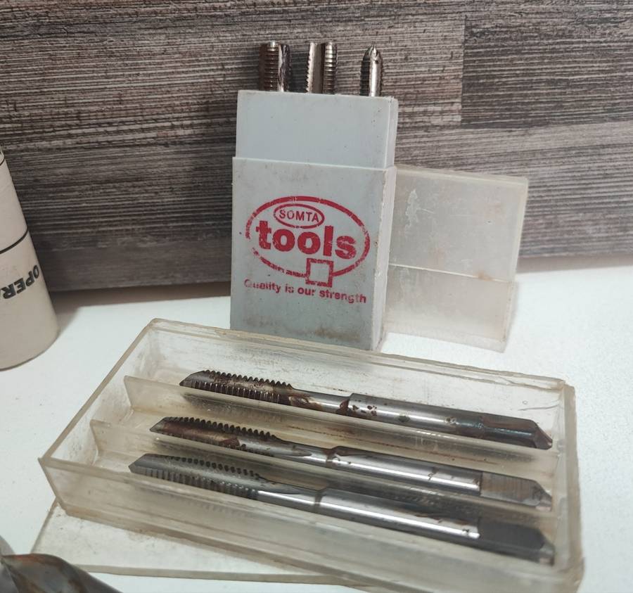 Tool lot(Taps, needle file, cutting torch nozzle etc..)