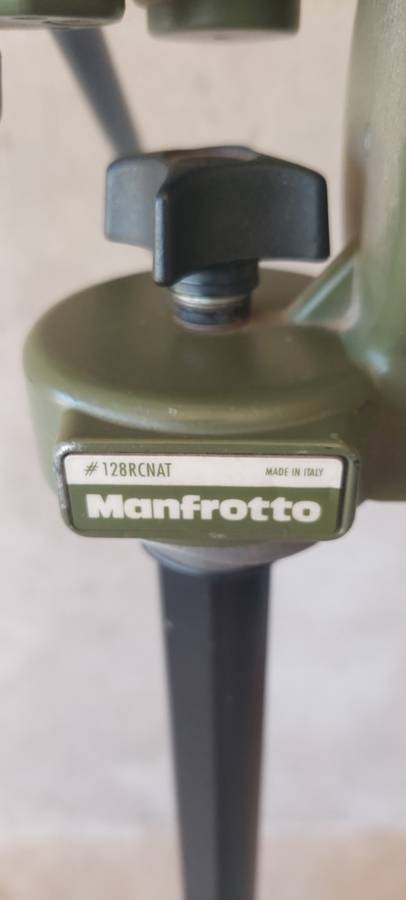 Manfrotto Tripod