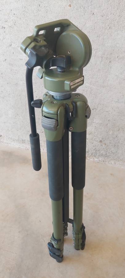 Manfrotto Tripod