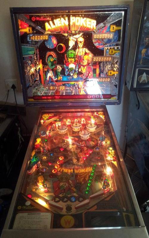 Williams Alien Poker 1980 Pinball Machine