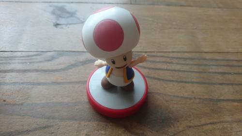 Toad Amiibo