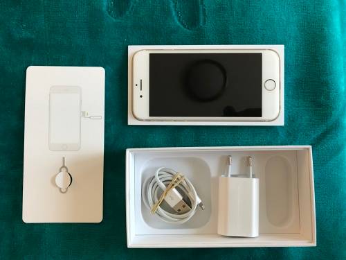 Apple IPhone Gold 64GB