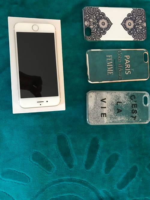 Apple IPhone Gold 64GB