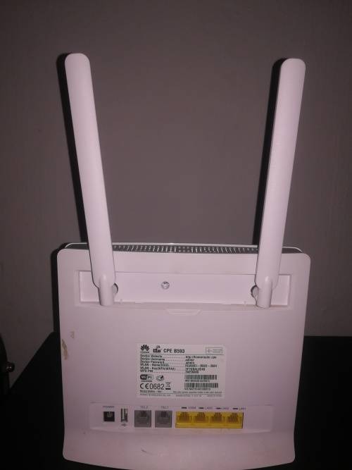 Huawei B593 LTE mobile router