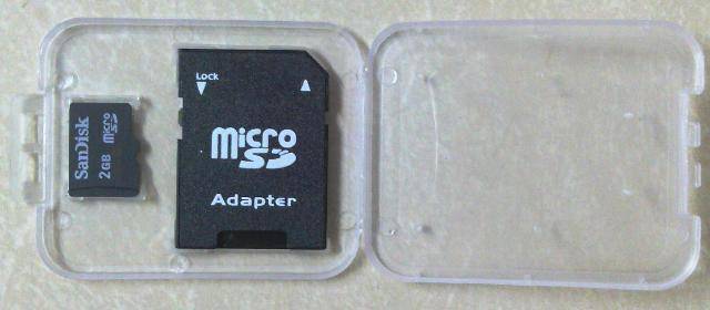 MICRO SD 2GB CARD + ADAPTER