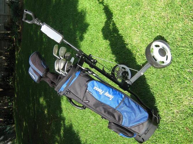 Toney Penna golf clubs and bag. Trolley included