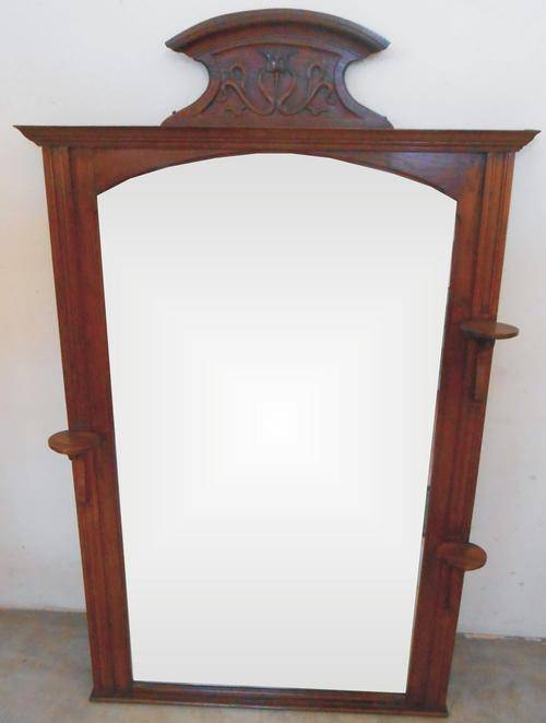 Oak Mirro (1920)