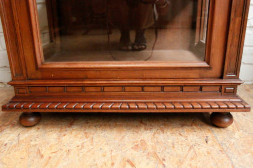 Renaissance Display cabinet in Walnut